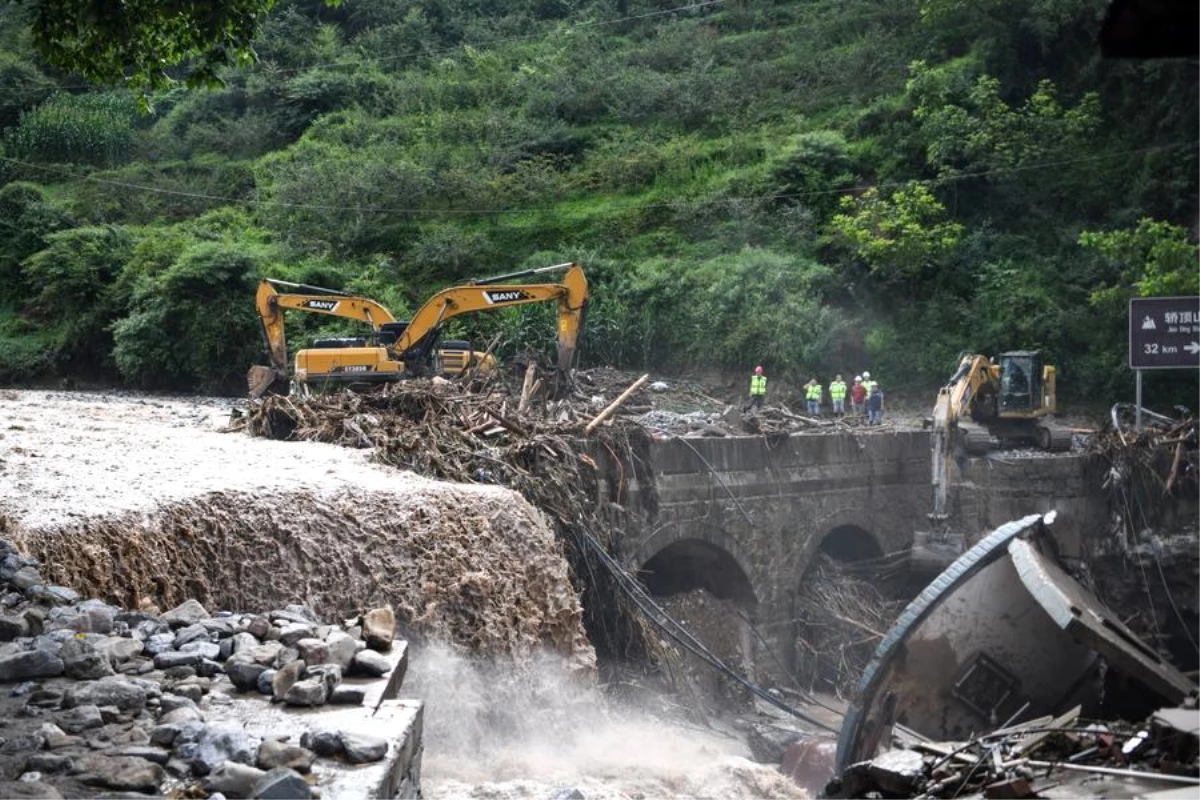 Çin’de Sel Felaketi: 10 Kişi Hayatını Kaybetti, 29 Kişi Kayıp