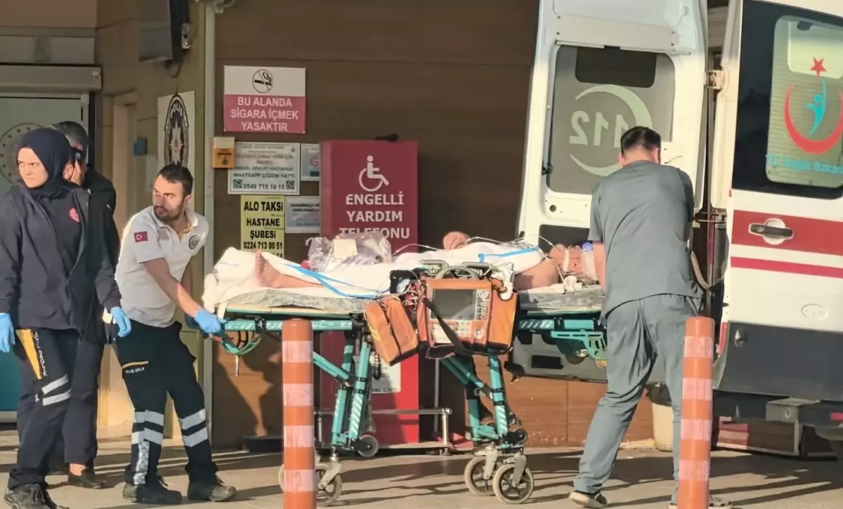 Sahte Alkol Tüketen Adam Yoğun Bakıma Alındı